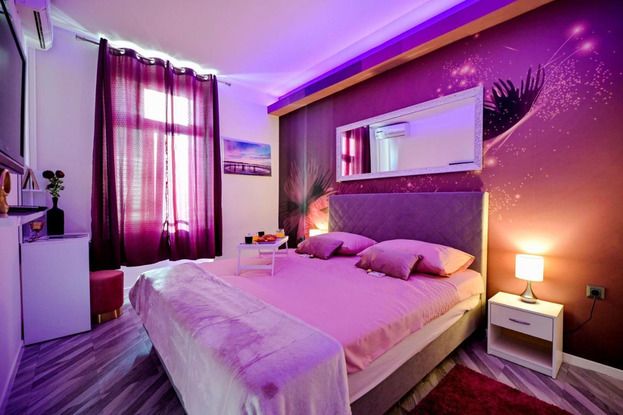 Luxury Apartment Laura 扎达尔 外观 照片