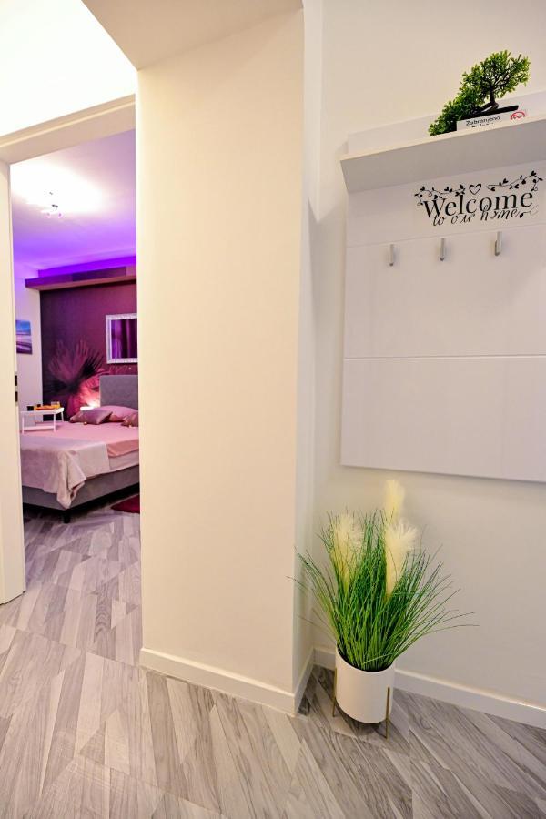 Luxury Apartment Laura 扎达尔 外观 照片
